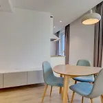 Center Studio 10B